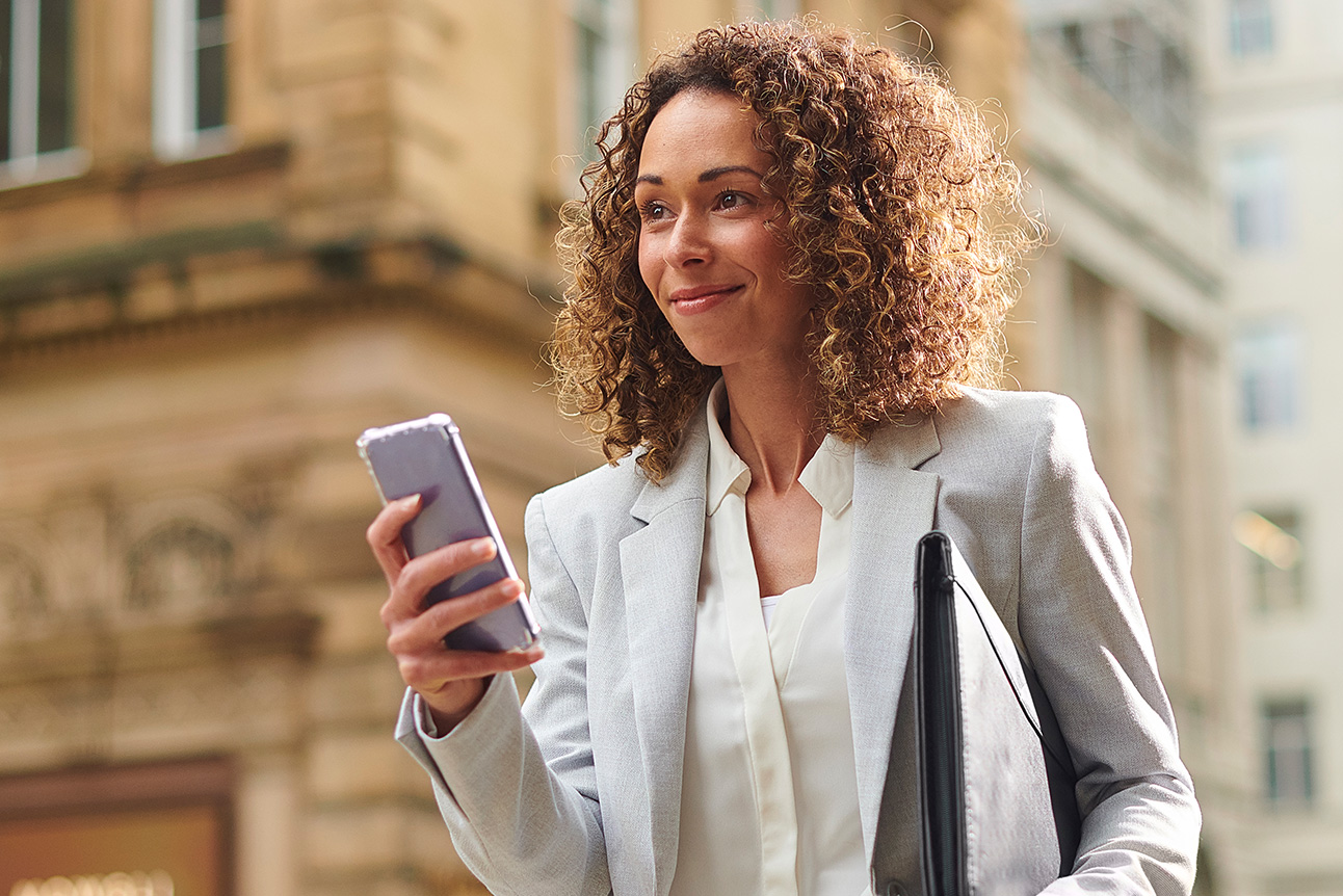 mobile-phone-in-hand-new